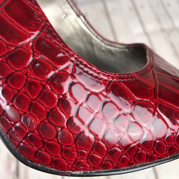 Carlos Santana Red Snakeskin Slingback Heels SZ 8 - Picture 6 of 8